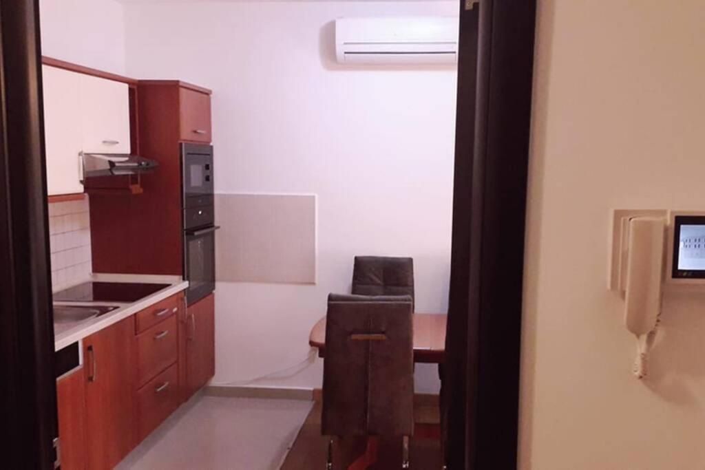 Apartman Franko - Uz Parking Póla Kültér fotó