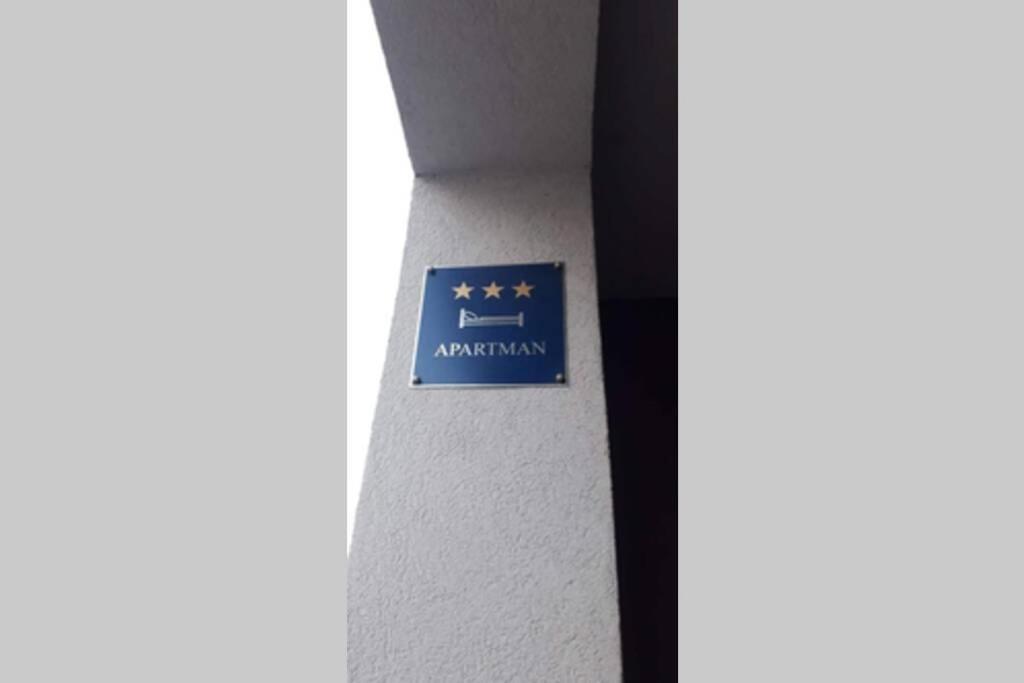 Apartman Franko - Uz Parking Póla Kültér fotó
