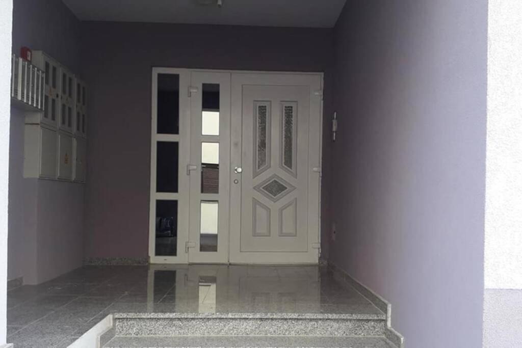 Apartman Franko - Uz Parking Póla Kültér fotó